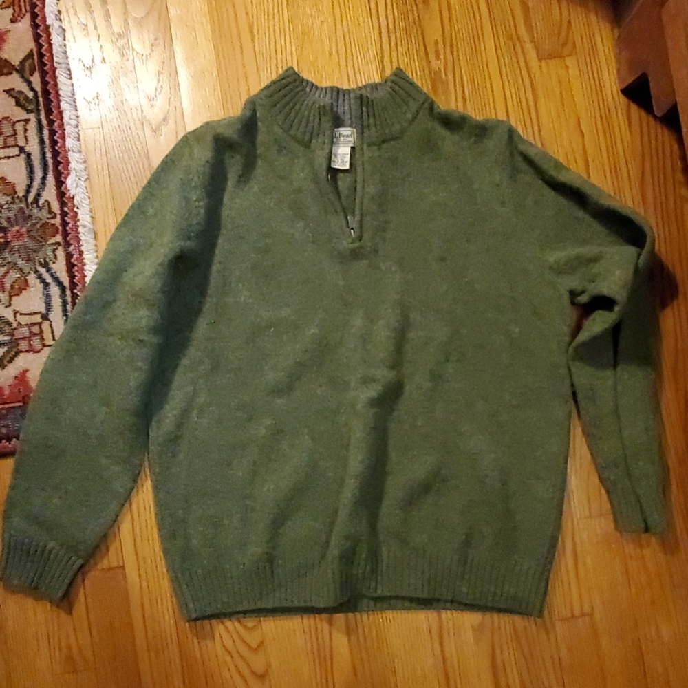 Green LL Bean 100% wool sweater